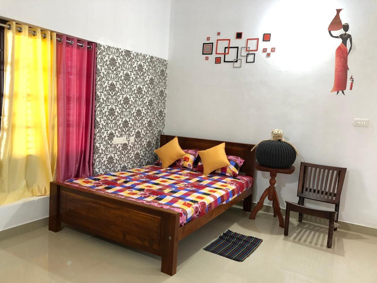 Candlehut Homestay Nileshwar ภายนอก รูปภาพ